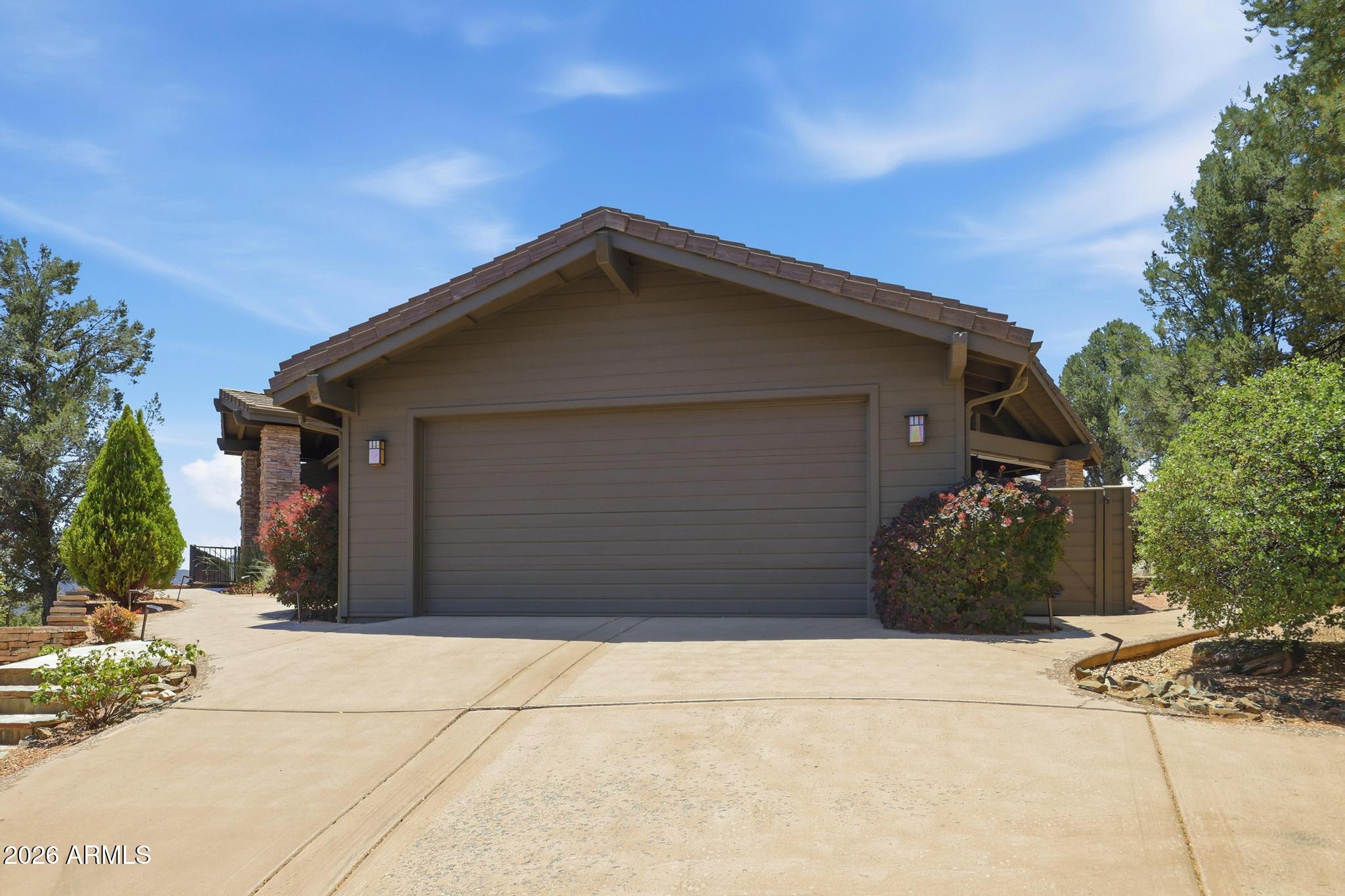 RIM GOLF CLUB PHASE 1 - Residential