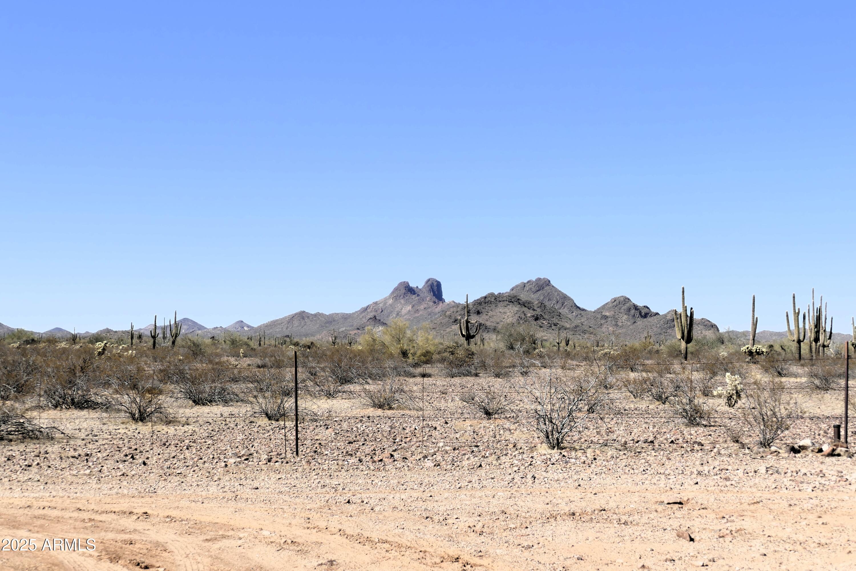 331xxx W Cloud Road W 32