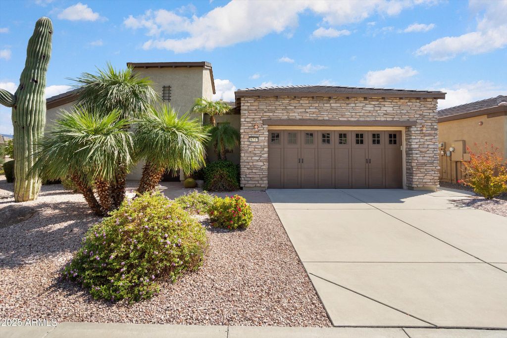 Photo of 26747 N 127th Drive, Peoria, AZ 85383 (MLS # 6929313)