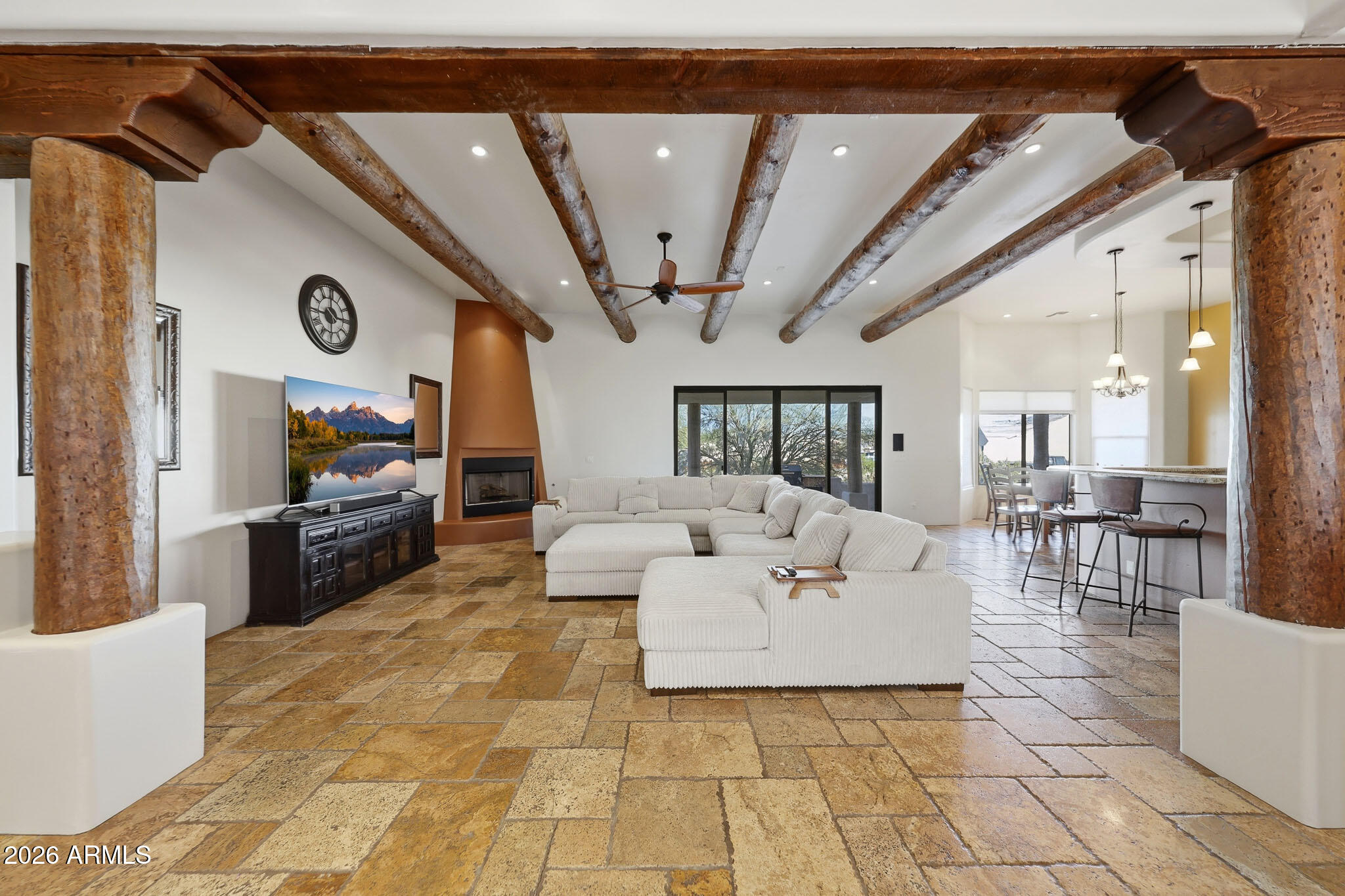 3211 W HORIZON Drive
