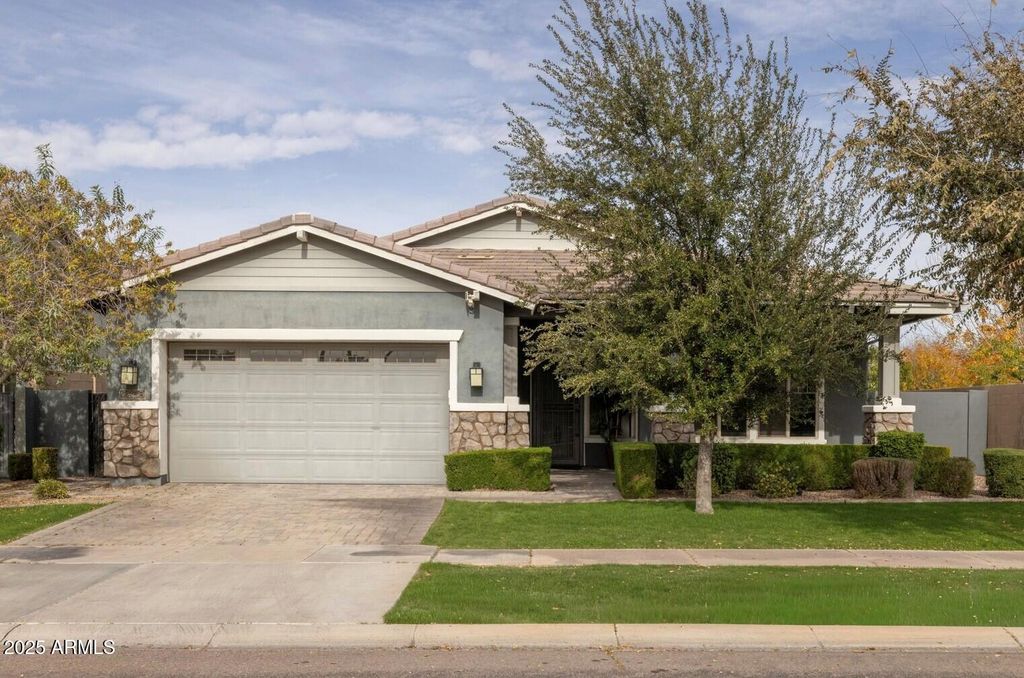 Photo of 2858 E Spring Wheat Court, Gilbert, AZ 85296 (MLS # 6962200)