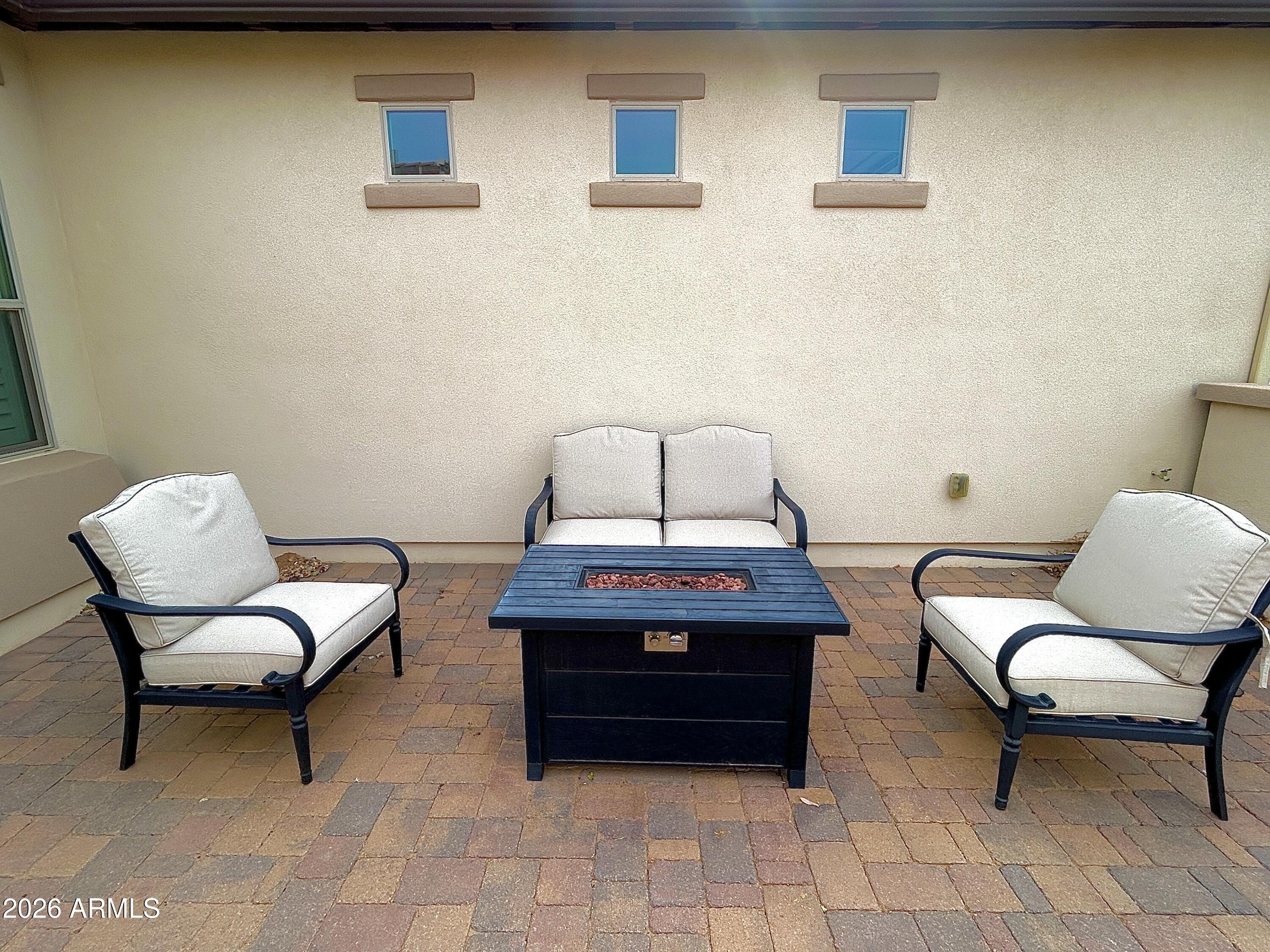 Properties 2 145 E ATACAMA Lane