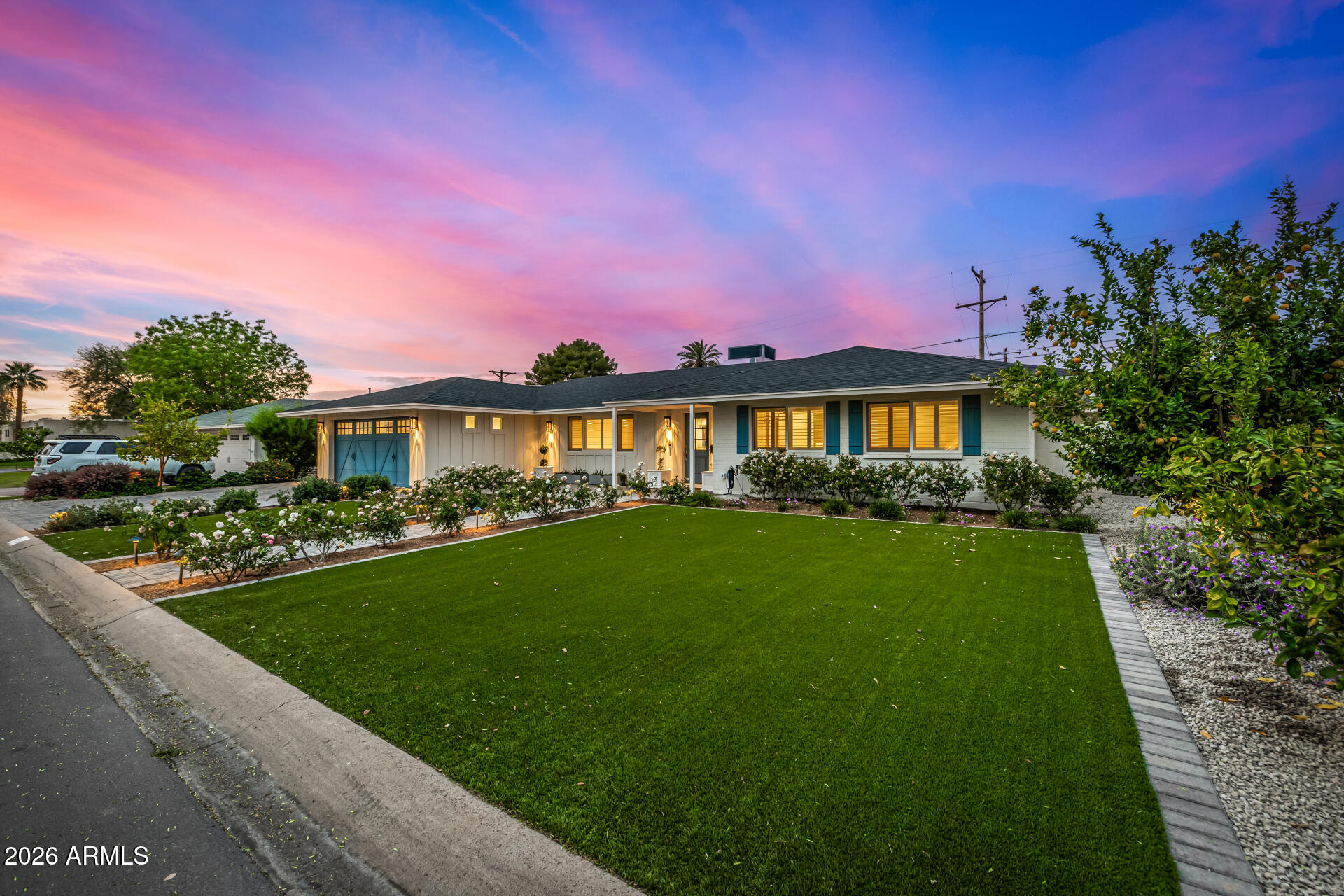 4010 E COOLIDGE Street