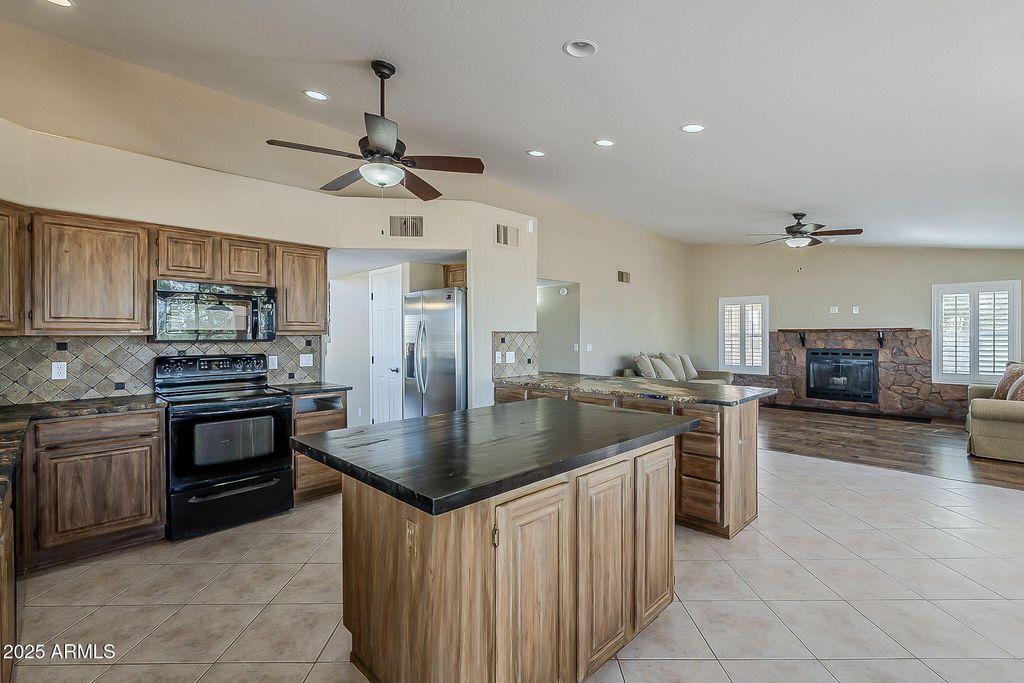 Photo of 1410 N Goldfield Road, Apache Junction, AZ 85119 (MLS # 6929266)