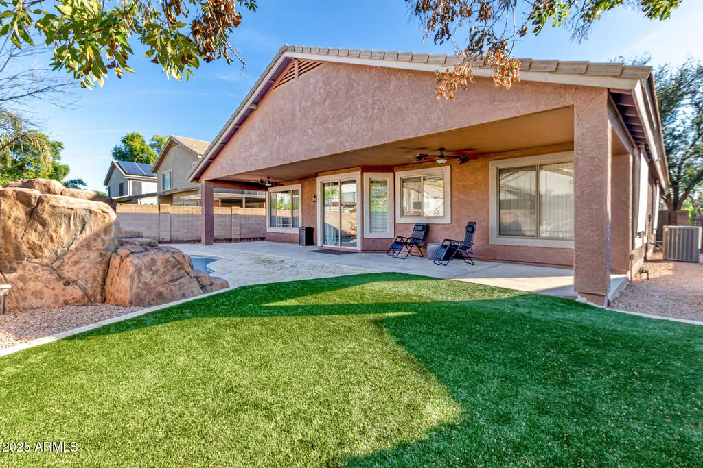 Photo of 3480 E Cullumber Court, Gilbert, AZ 85234 (MLS # 6951132)