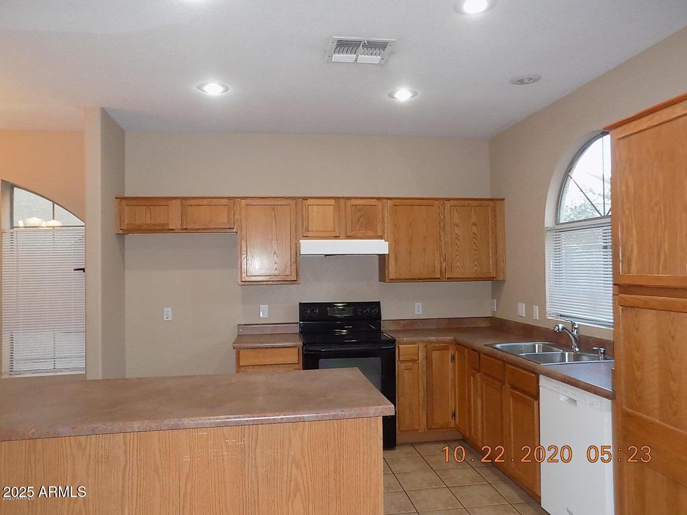 5337 E HARMONY Avenue