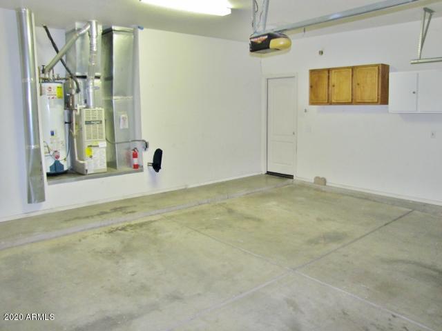 LONDON SQUARE UNIT 2 - Residential