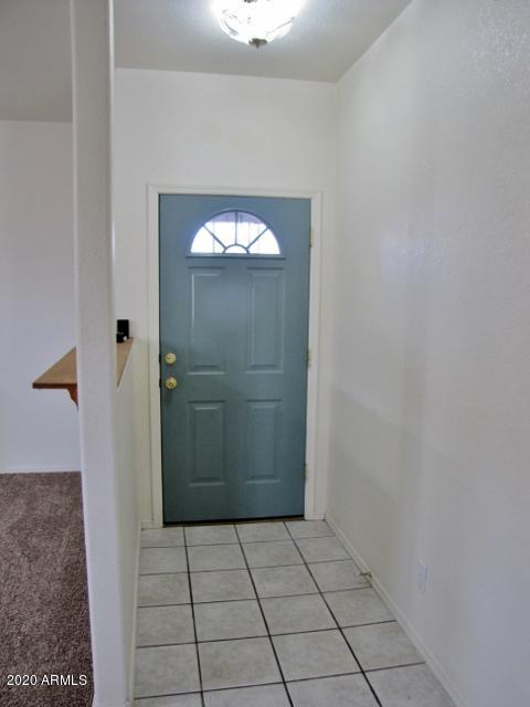 LONDON SQUARE UNIT 2 - Residential