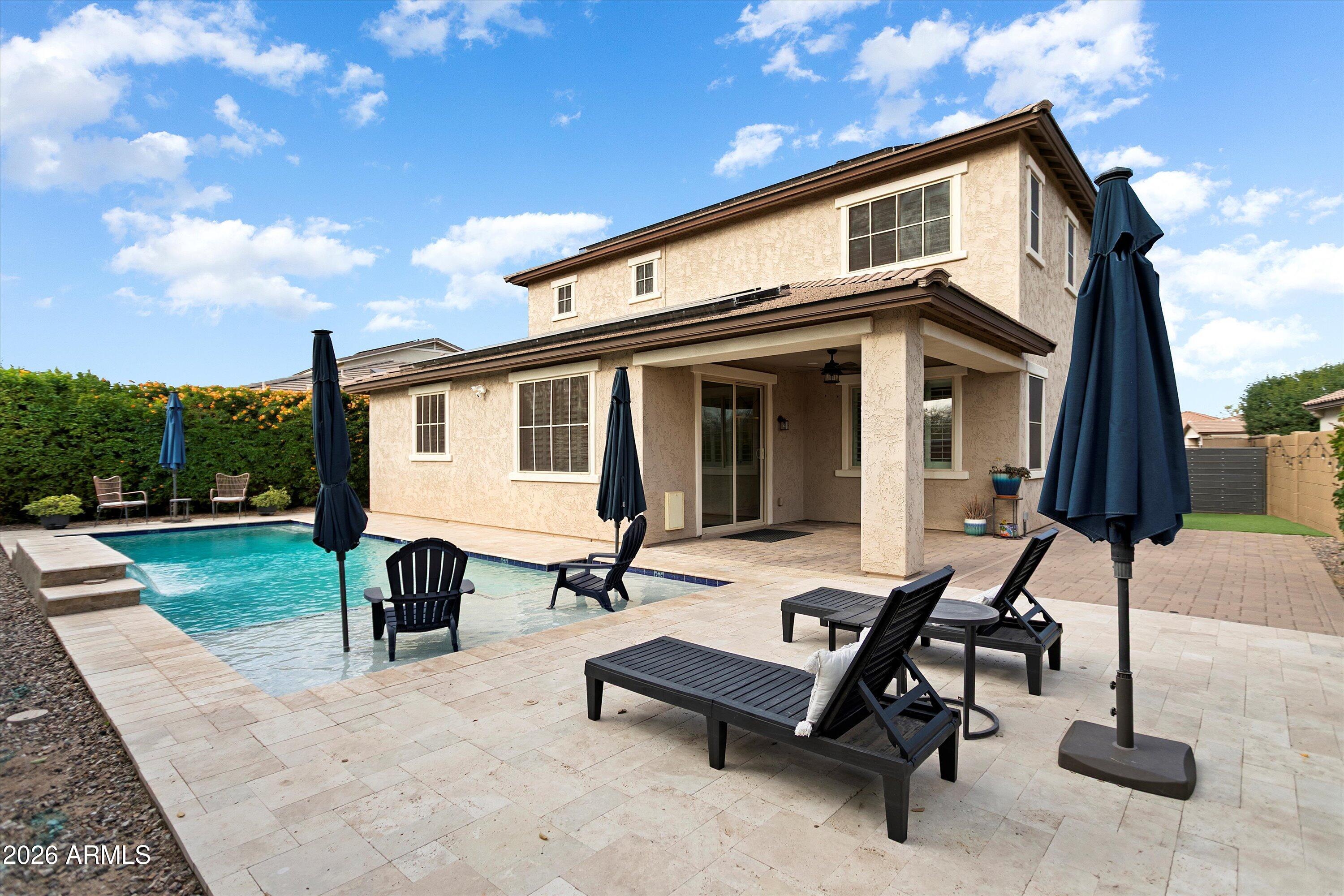 14885 W DREYFUS Street