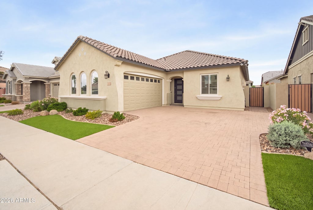 Photo of 4252 E John Street, Gilbert, AZ 85295 (MLS # 7073818)