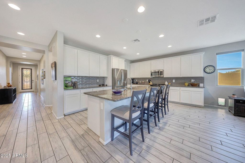 Photo of 11032 W Lincoln Street, Avondale, AZ 85323 (MLS # 6928713)