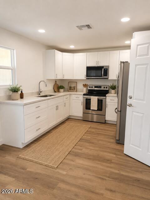234 W 8TH Avenue