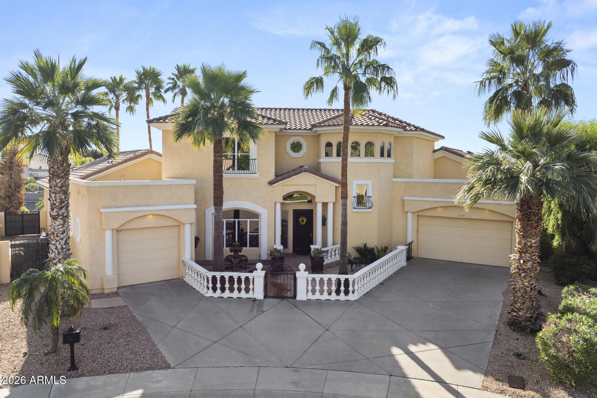 5229 W LONE CACTUS Drive