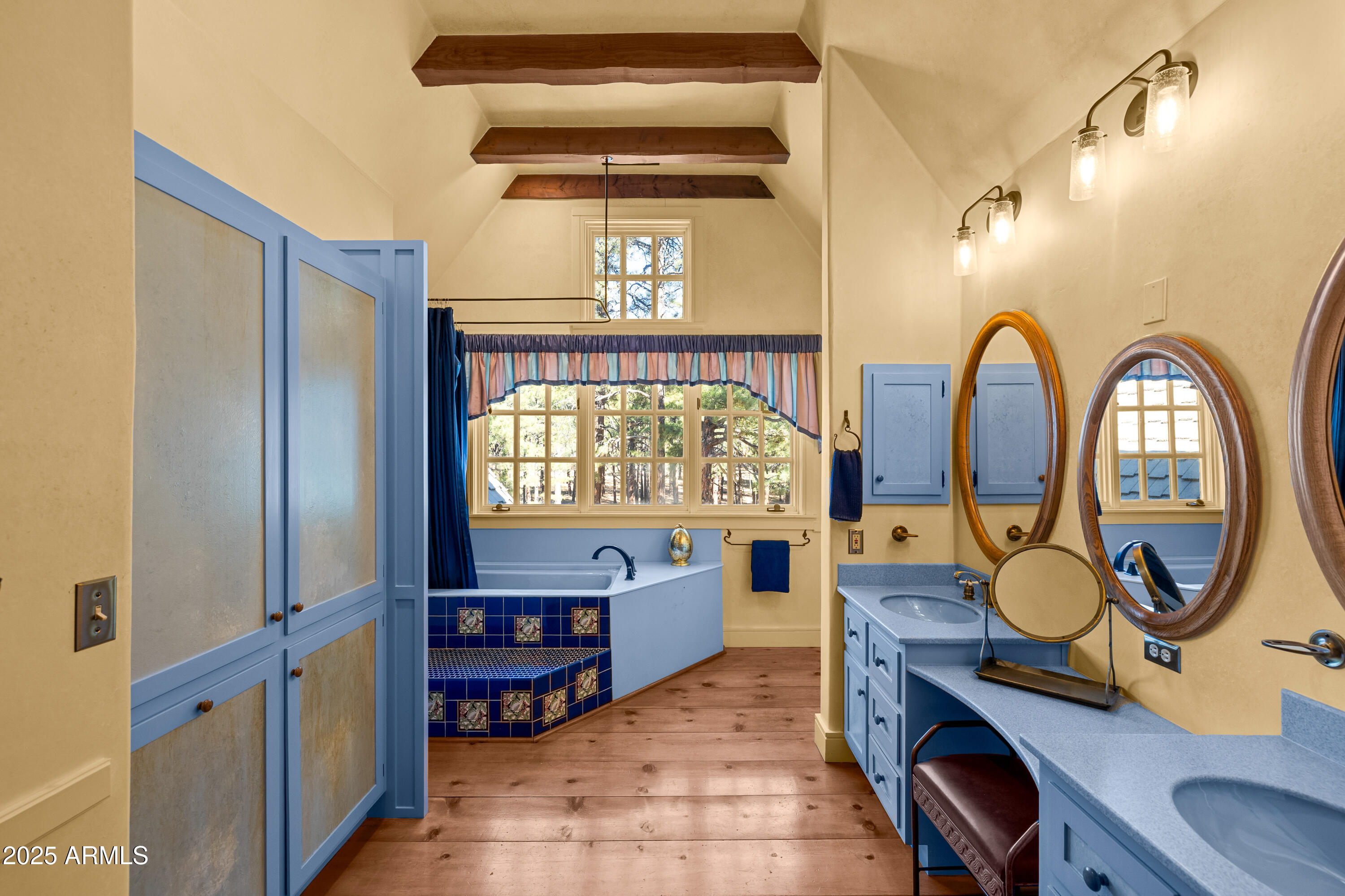 Forest Hills - Residential