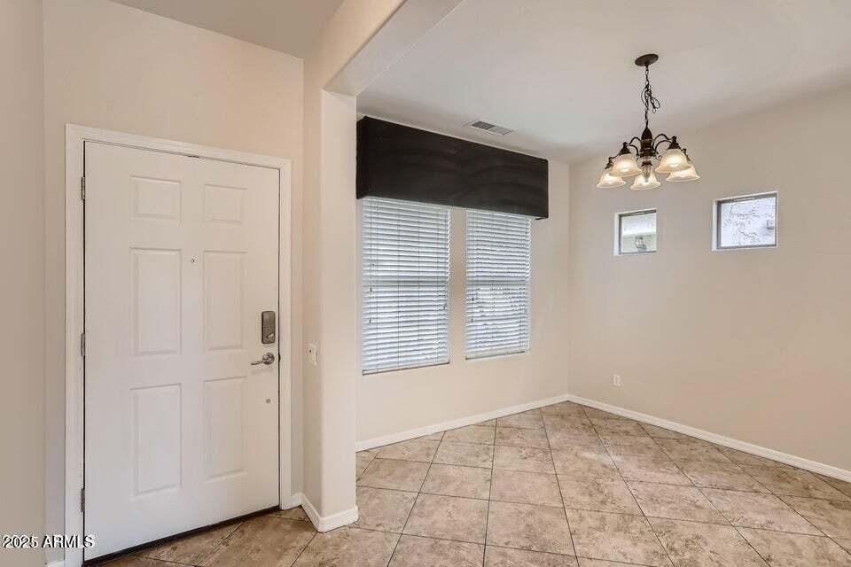 2039 W Kathleen Road