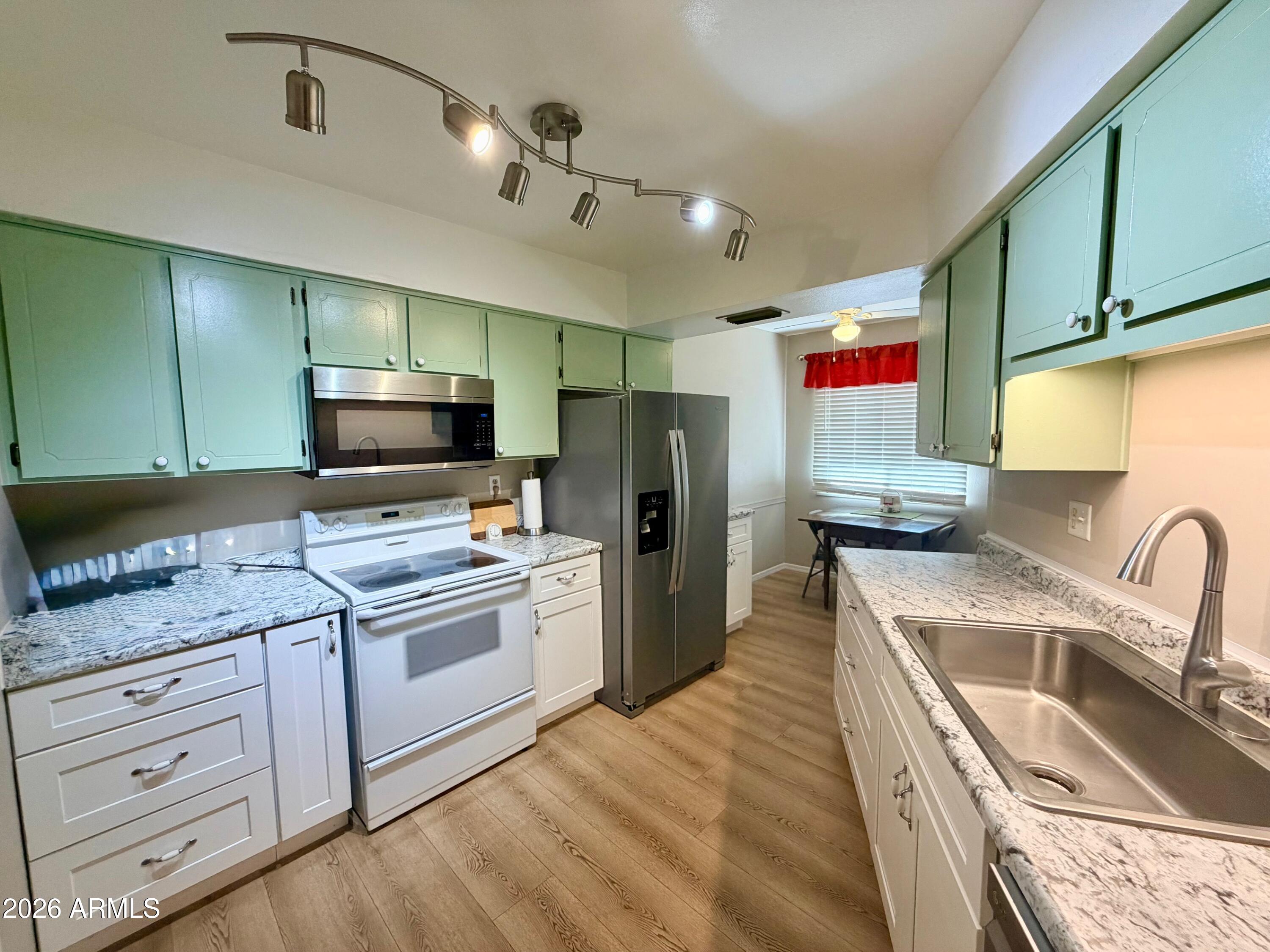 19450 N CAMINO DEL SOL --