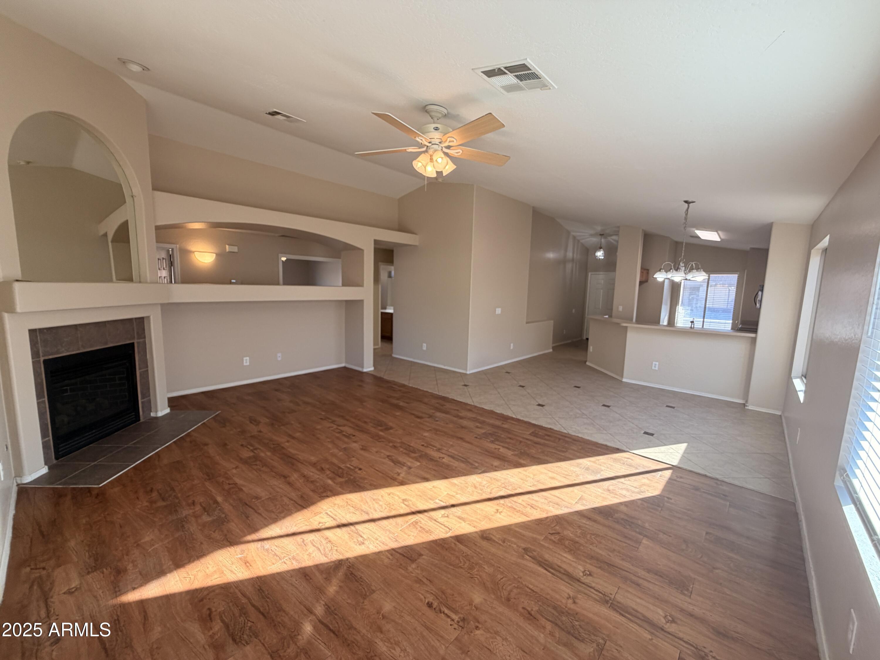 15752 W YAVAPAI Street