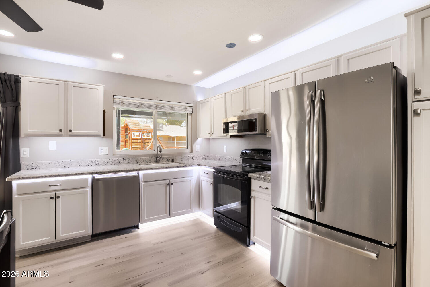 DEER CREEK - Residential