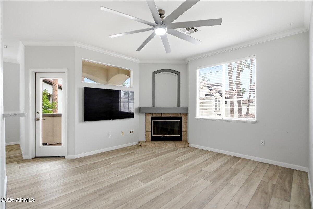 2992 N MILLER Road A208