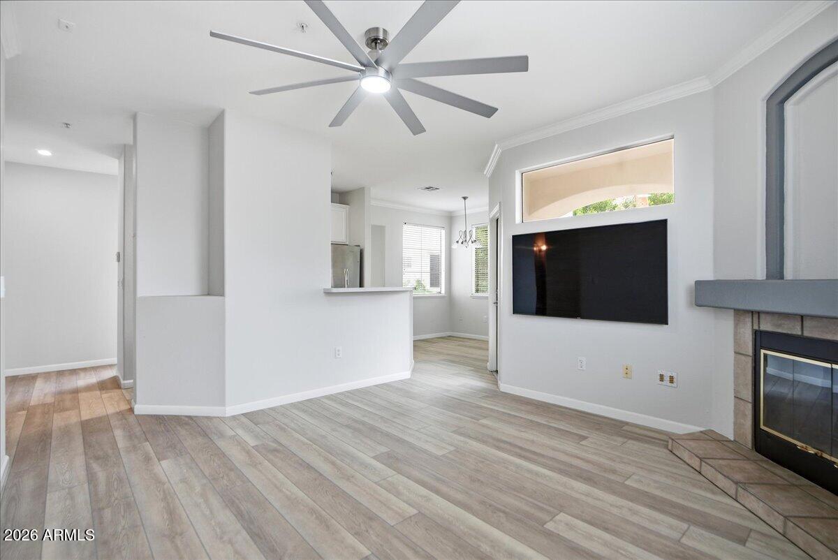 2992 N MILLER Road A208