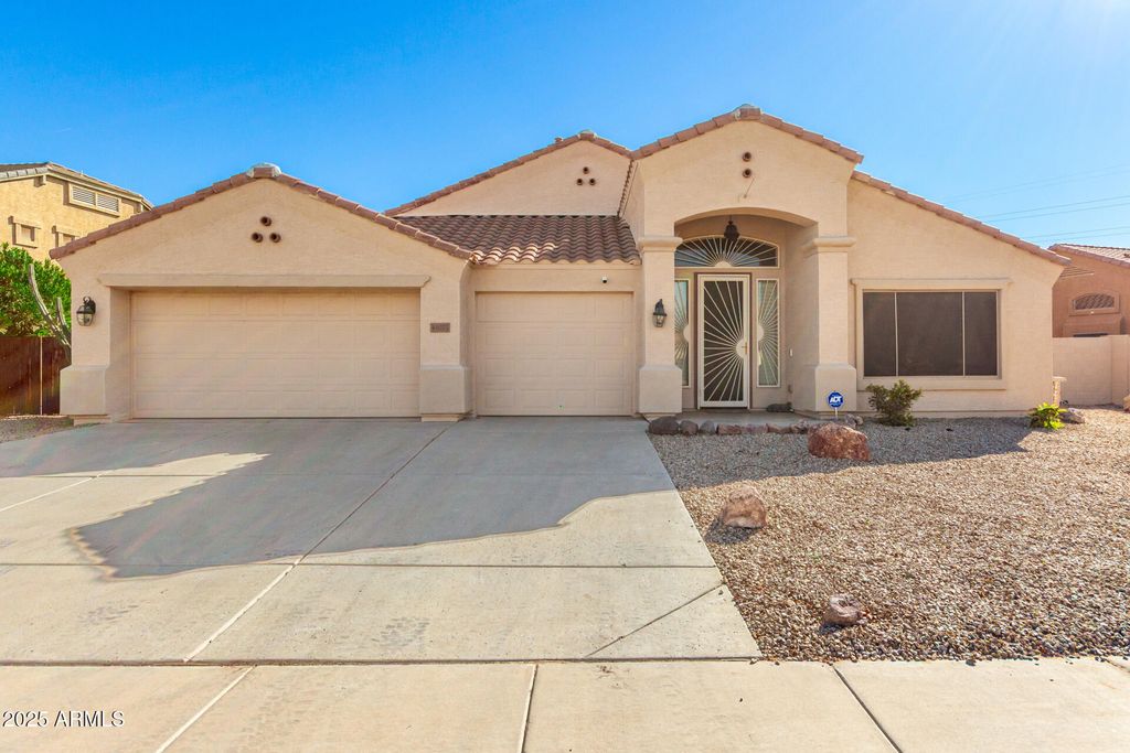 Photo of 41027 W Pryor Lane Lane, Maricopa, AZ 85138 (MLS # 6945977)