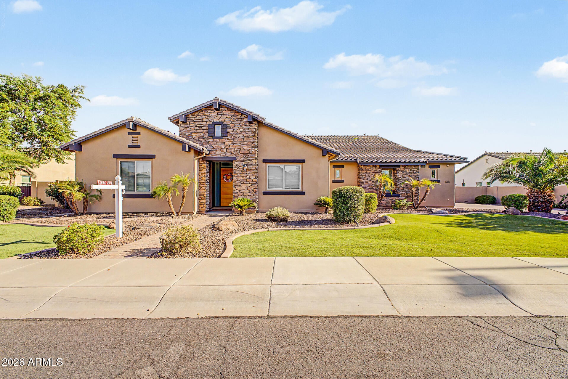 2855 E WARBLER Road