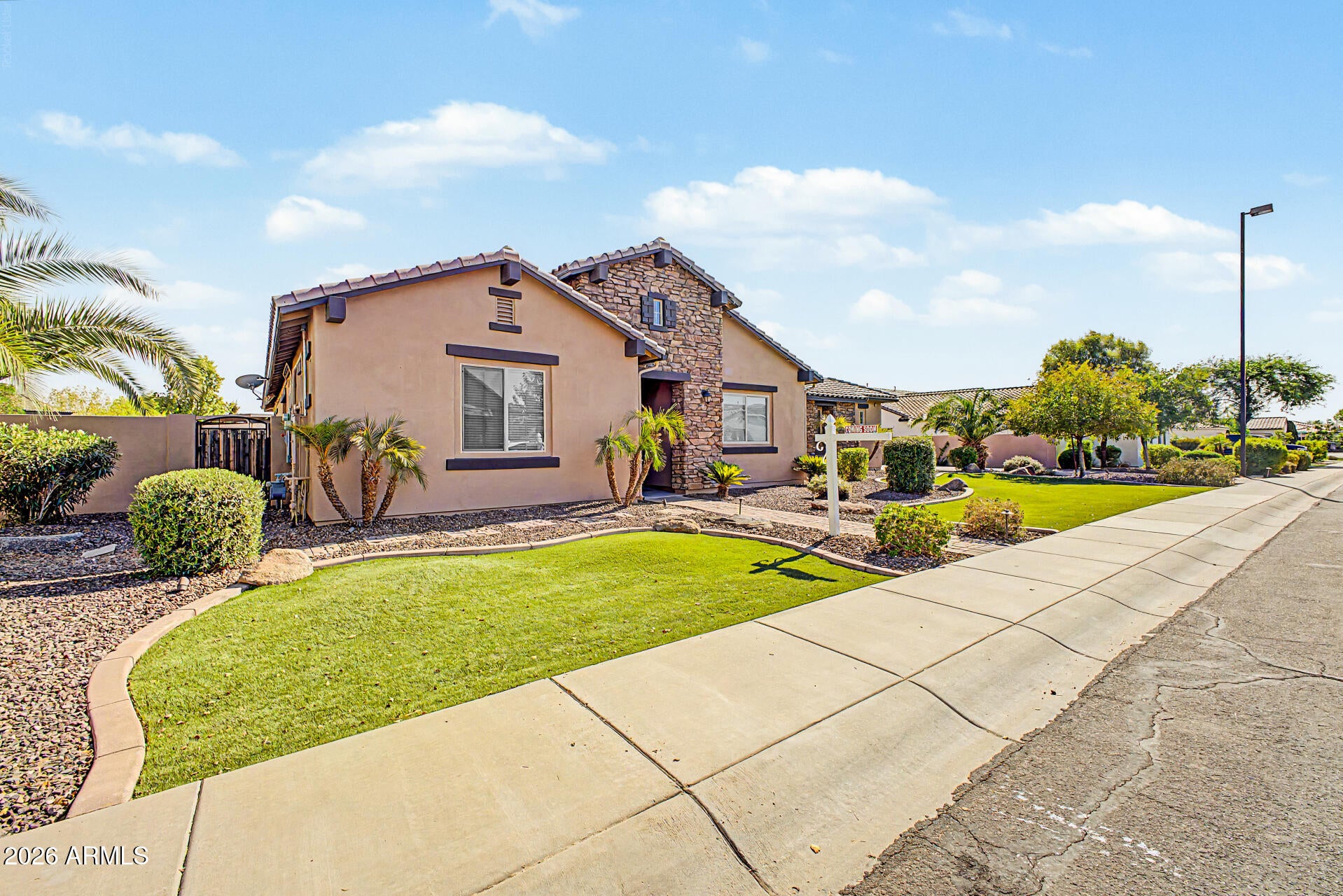 2855 E WARBLER Road