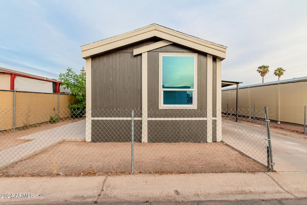 Photo of 300 W Lower Buckeye Road #26, Avondale, AZ 85323 (MLS # 7059851)