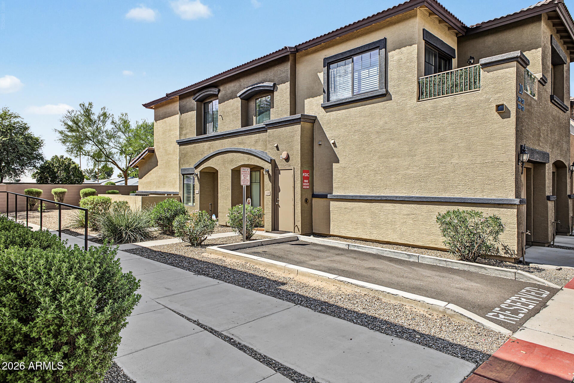 7726 E BASELINE Road 170