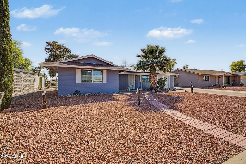 Photo of 10929 W Oakmont Drive, Sun City, AZ 85351 (MLS # 7017058)