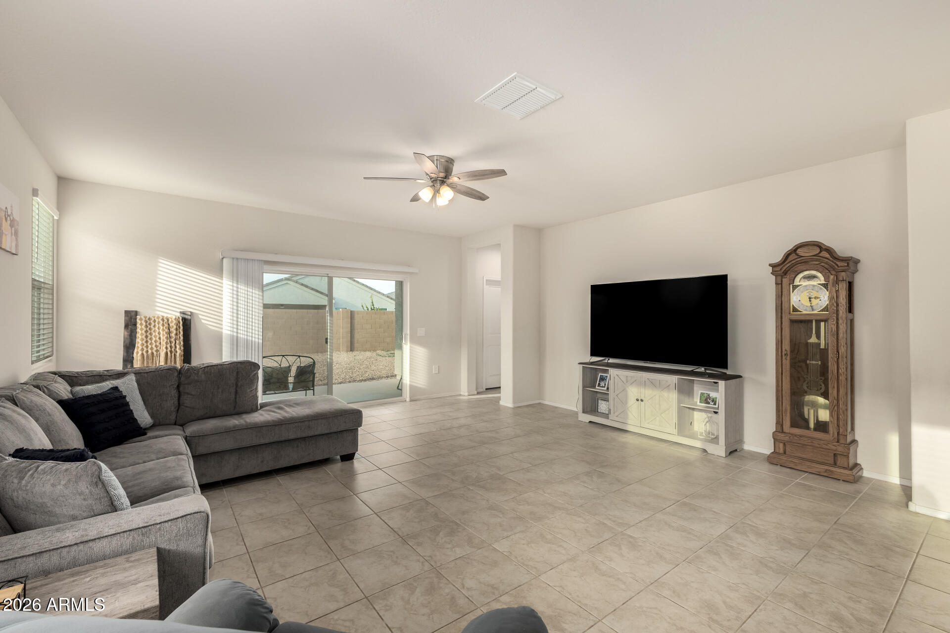 5264 E DIATOMITE Drive