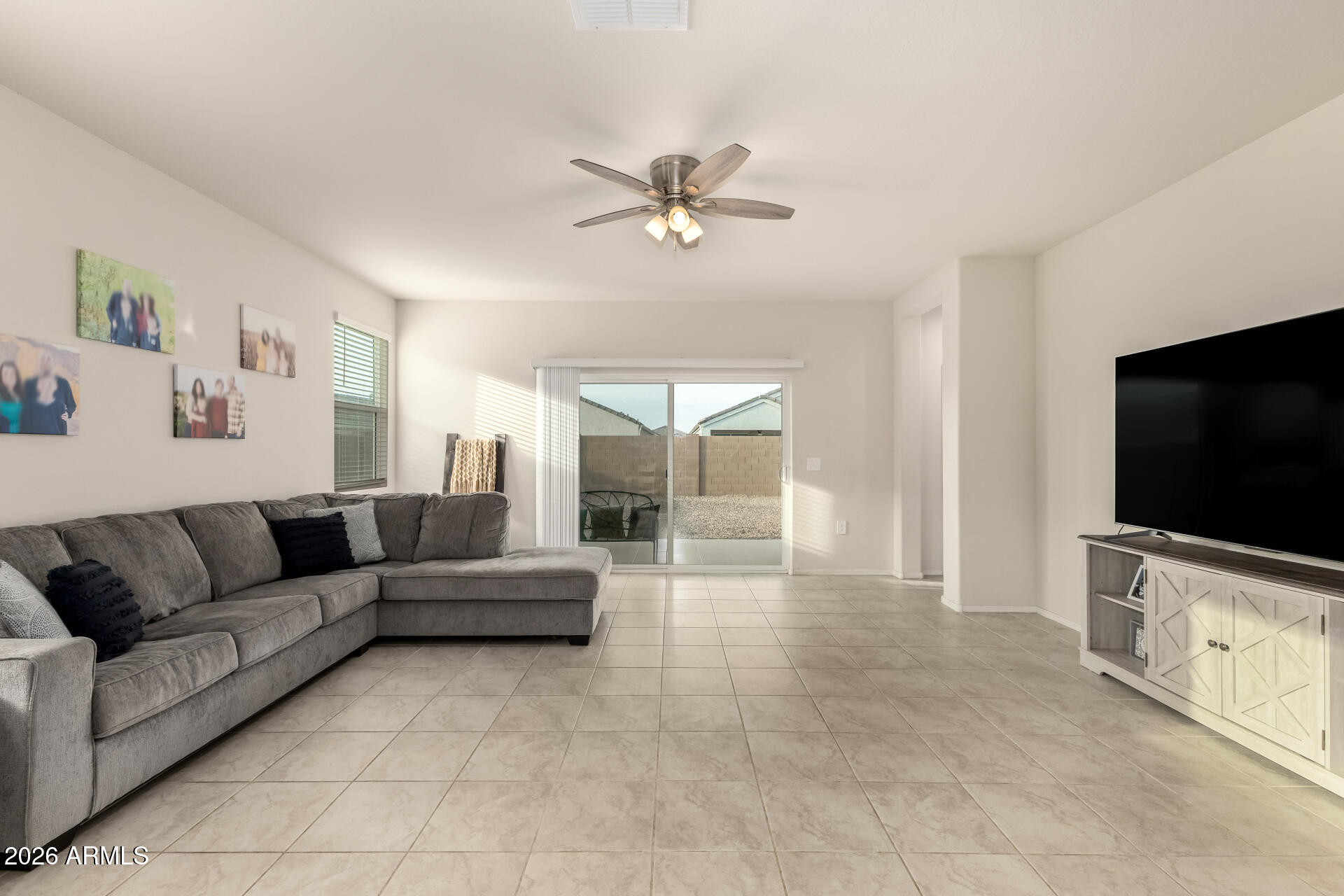 5264 E DIATOMITE Drive