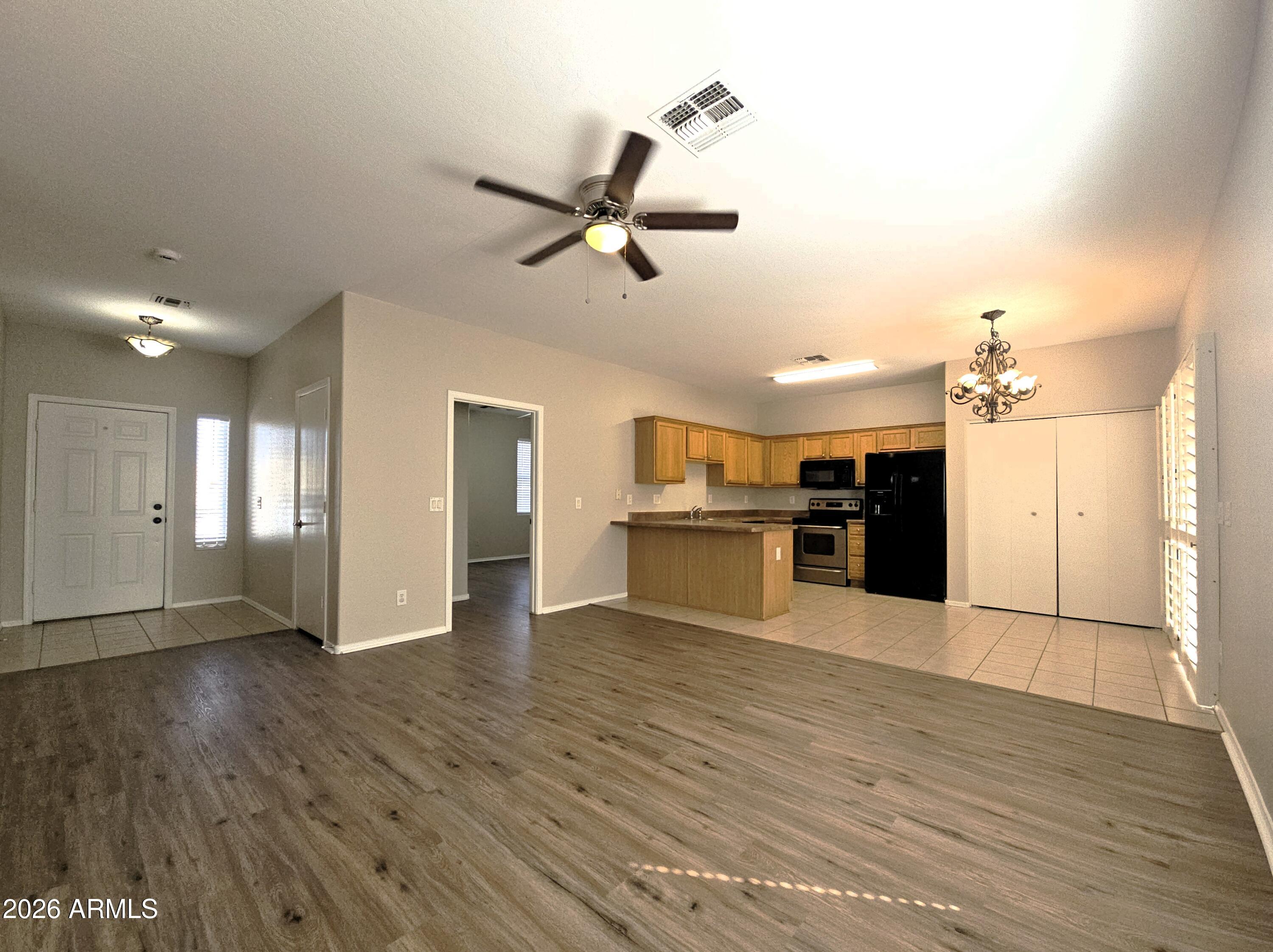 2300 E MAGMA Road 128