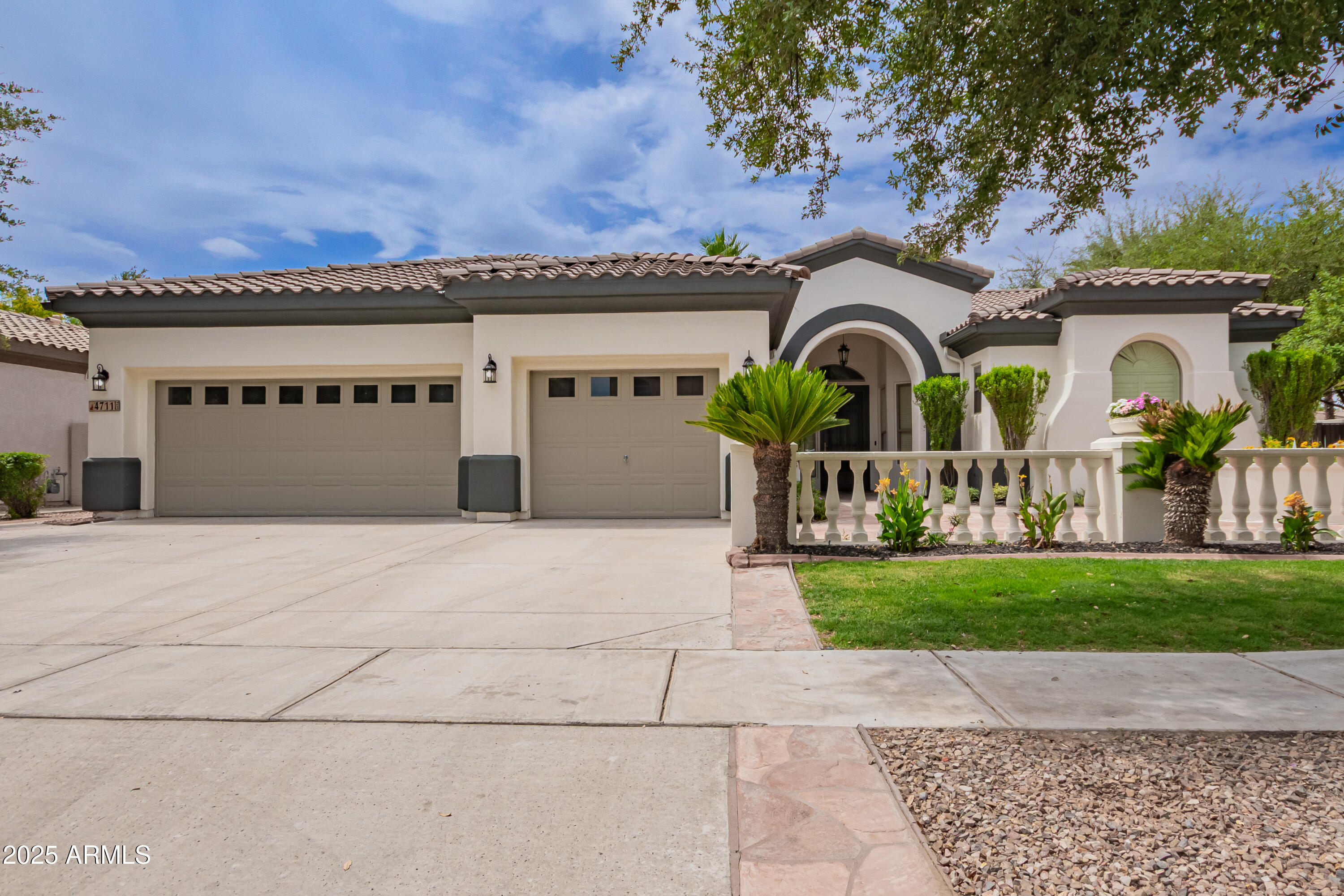 4711 E BUCKBOARD Court
