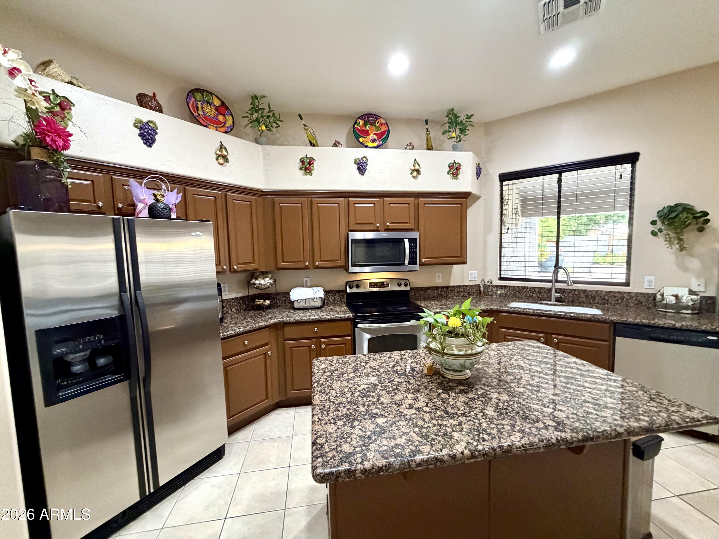 8334 W Marlette Avenue