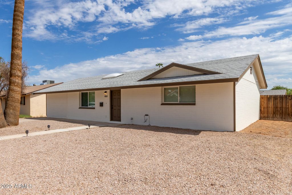 Photo of 3517 S Cutler Drive, Tempe, AZ 85282 (MLS # 6923669)