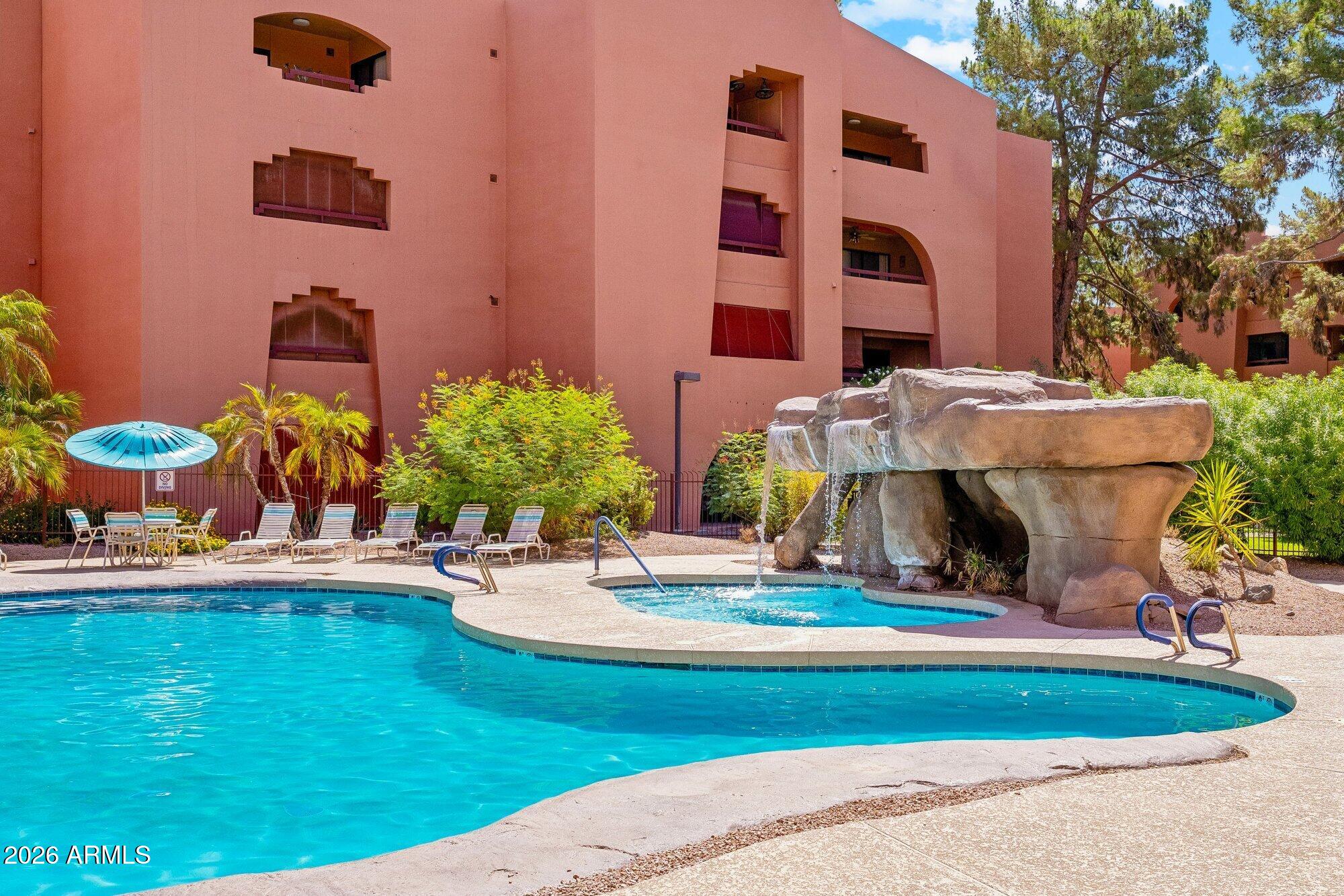 12212 N Paradise Village Parkway S 136