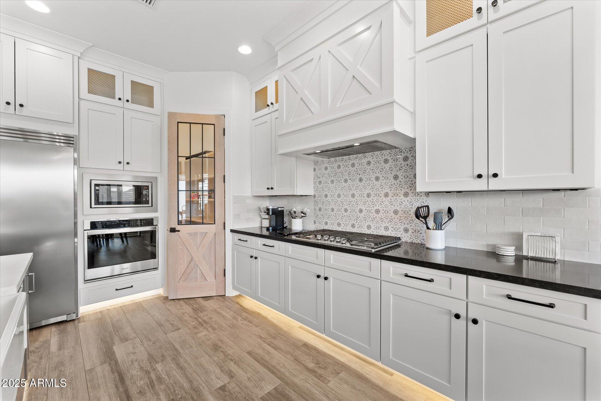 20319 E ORCHARD Lane