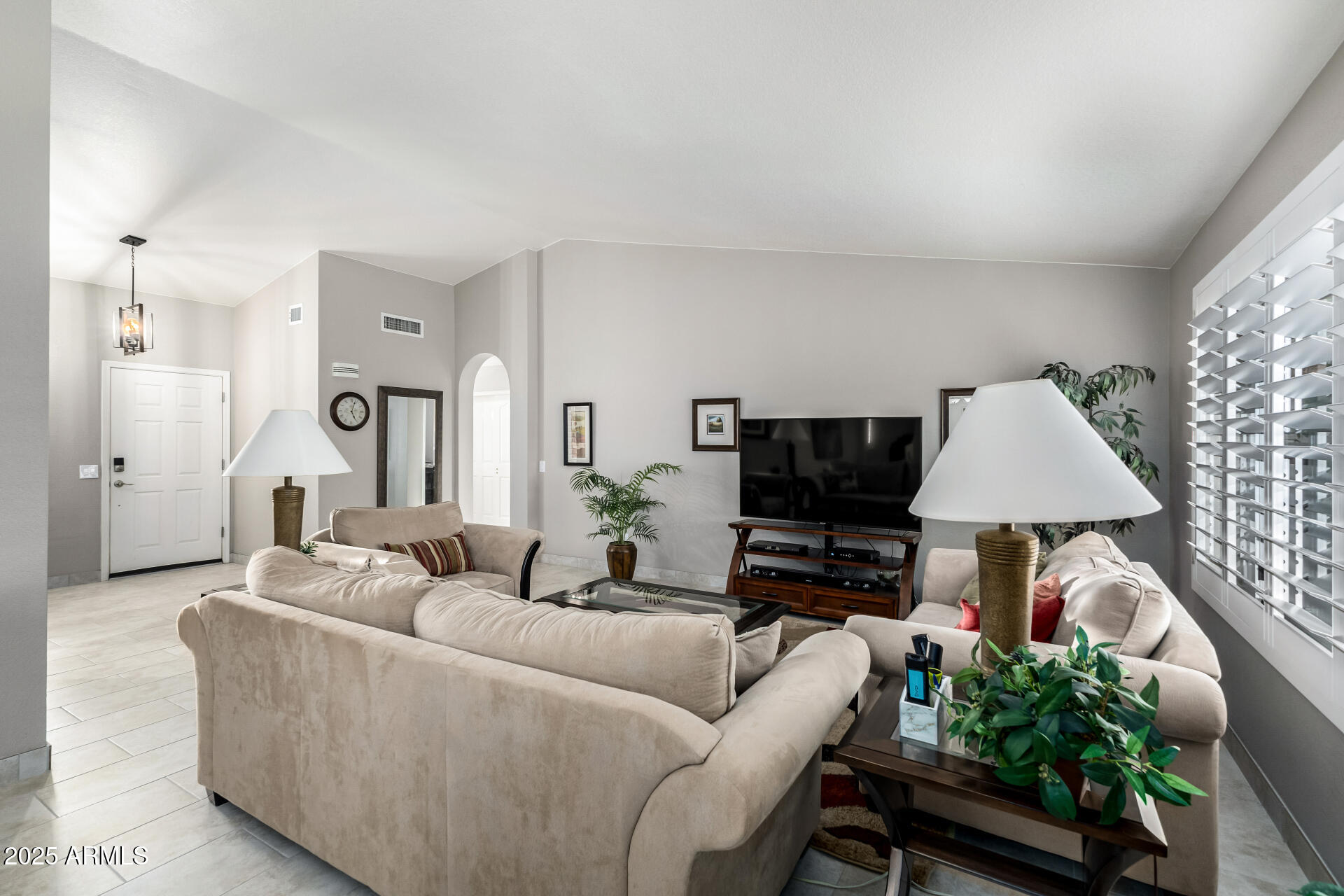 25623 S BUTTONWOOD Drive