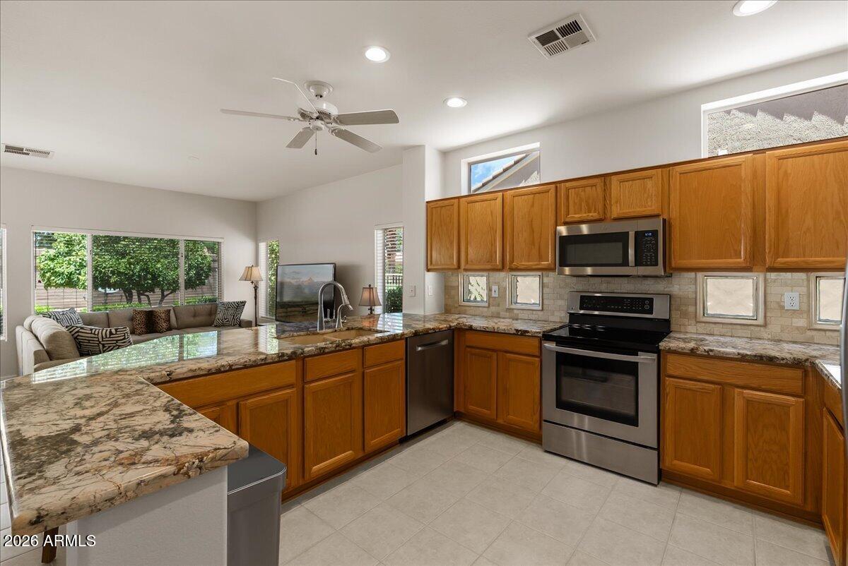 15156 W VIA MANANA --