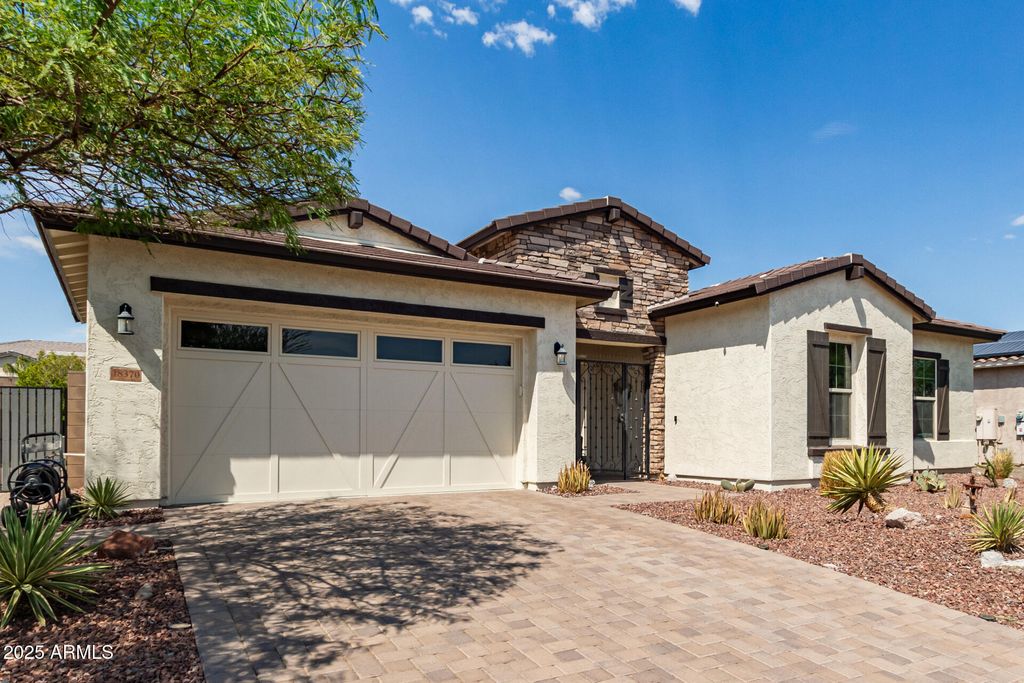 Photo of 18370 W Goldenrod Street, Goodyear, AZ 85338 (MLS # 6919943)