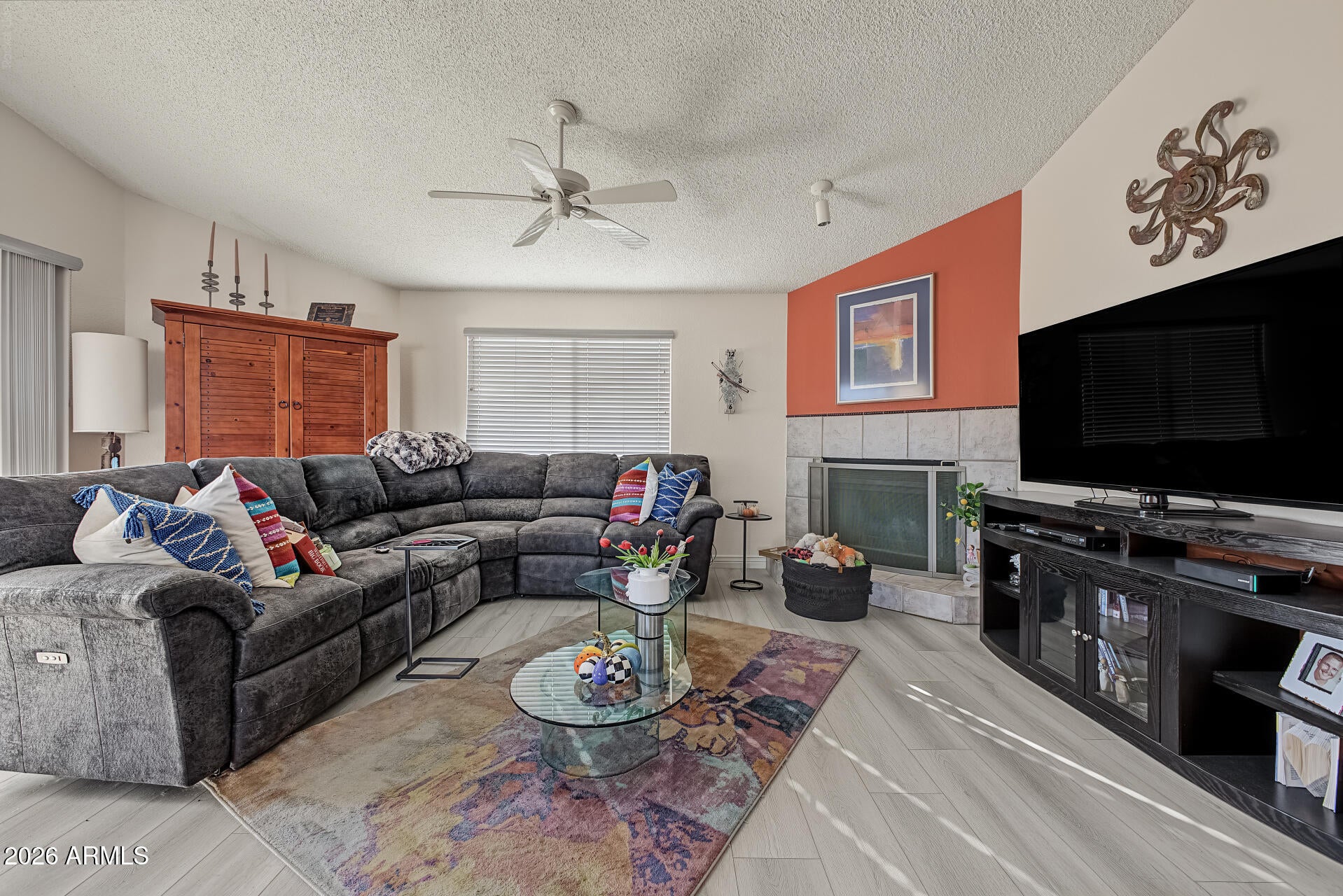 15616 N 38TH Place