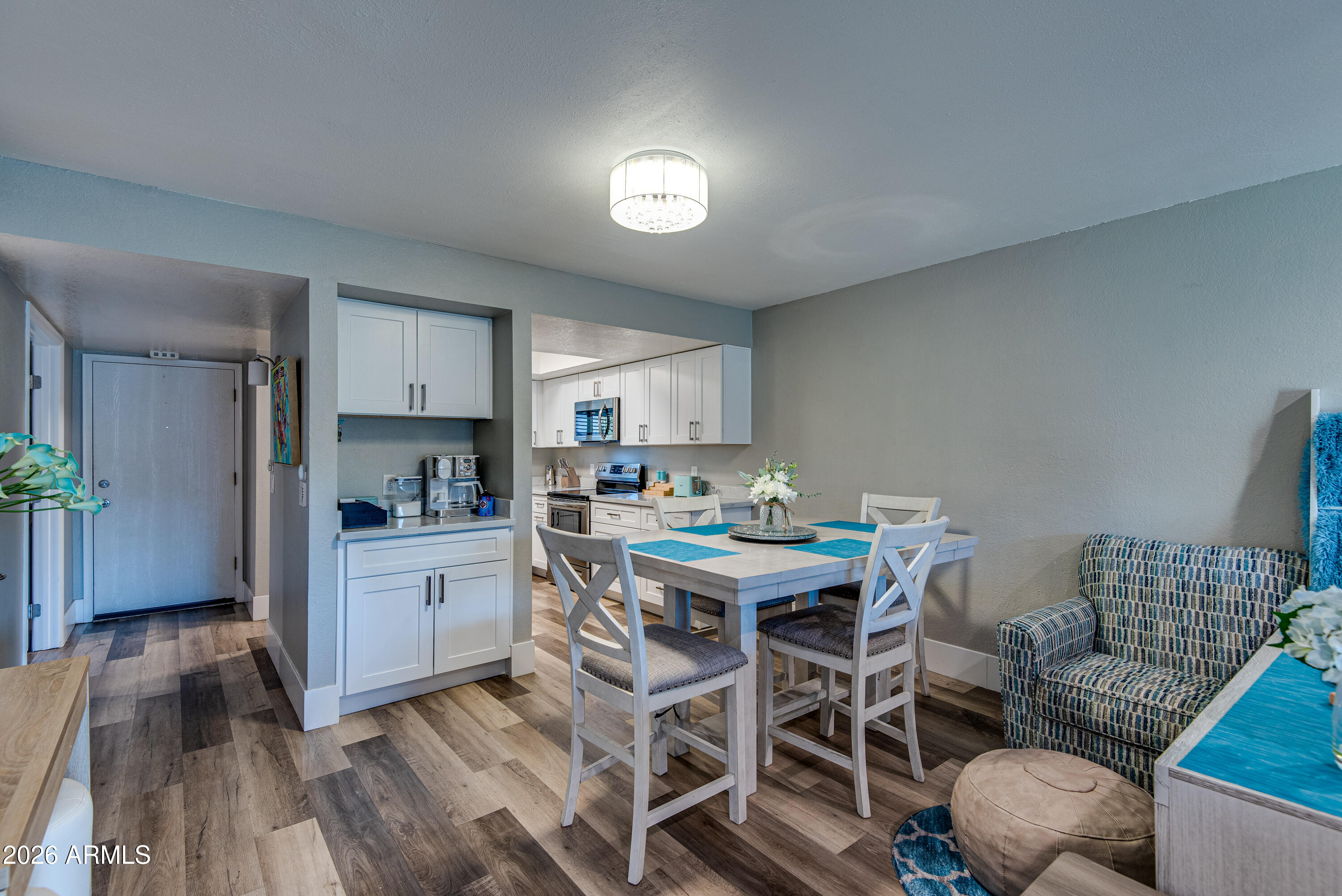 4150 E CACTUS Road 108