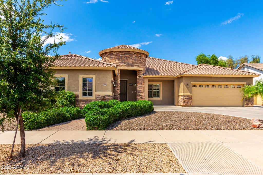 Photo of 21778 E Escalante Road, Queen Creek, AZ 85142 (MLS # 7070223)