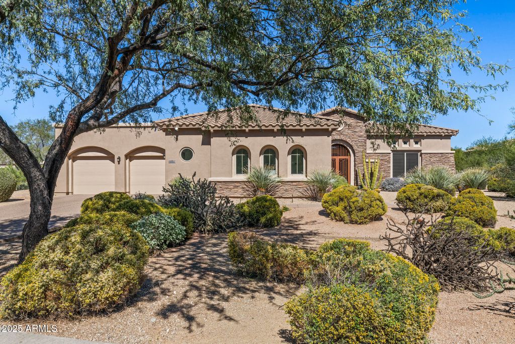 Photo of 10934 E La Verna Way, Scottsdale, AZ 85262 (MLS # 6935825)
