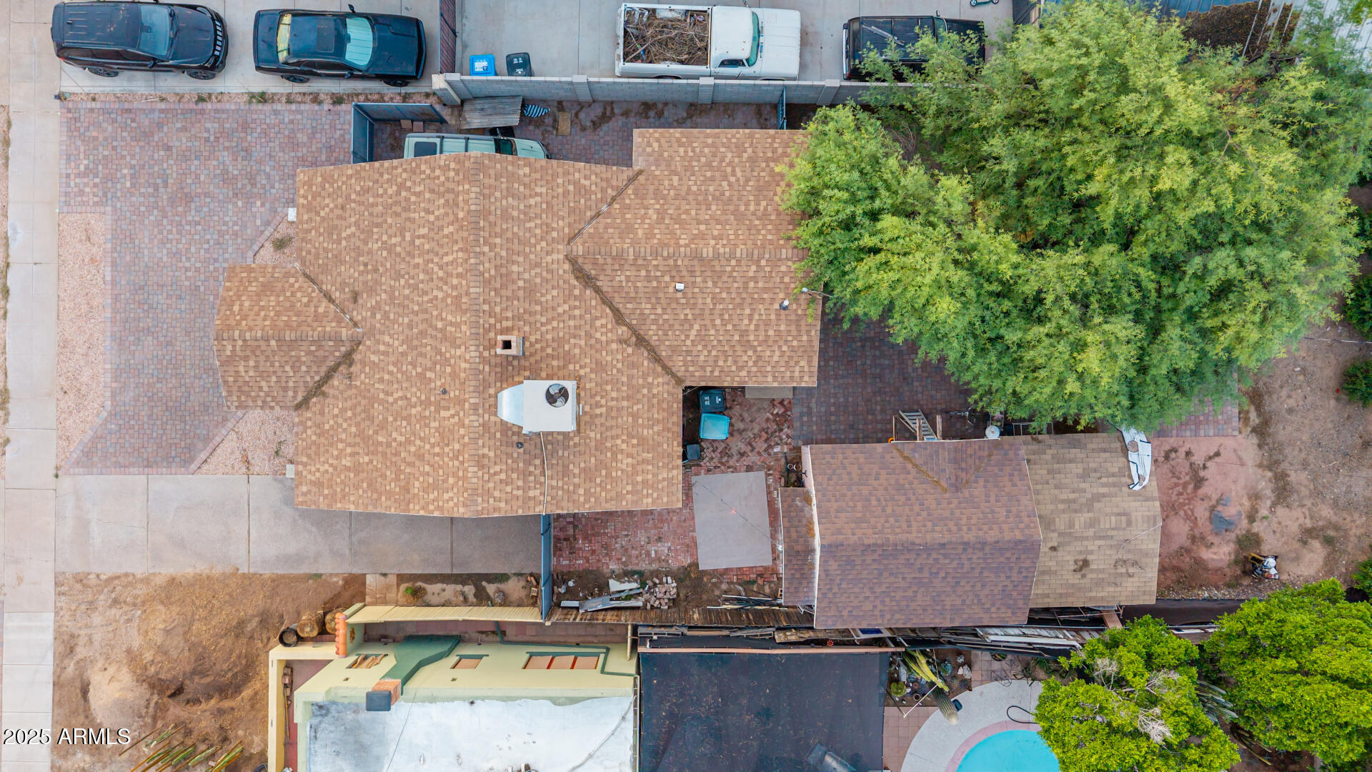 332 E WINDSOR Avenue