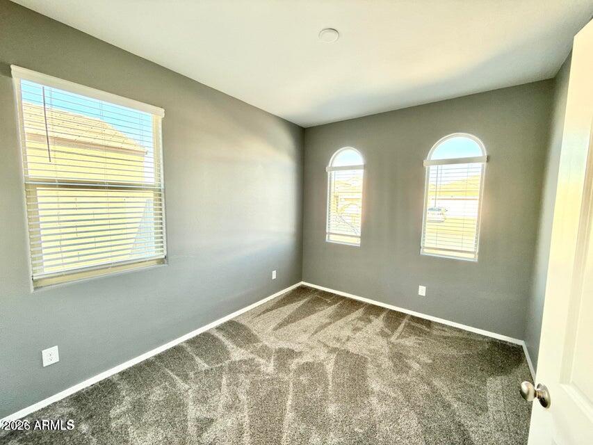30927 W INDIANOLA Avenue