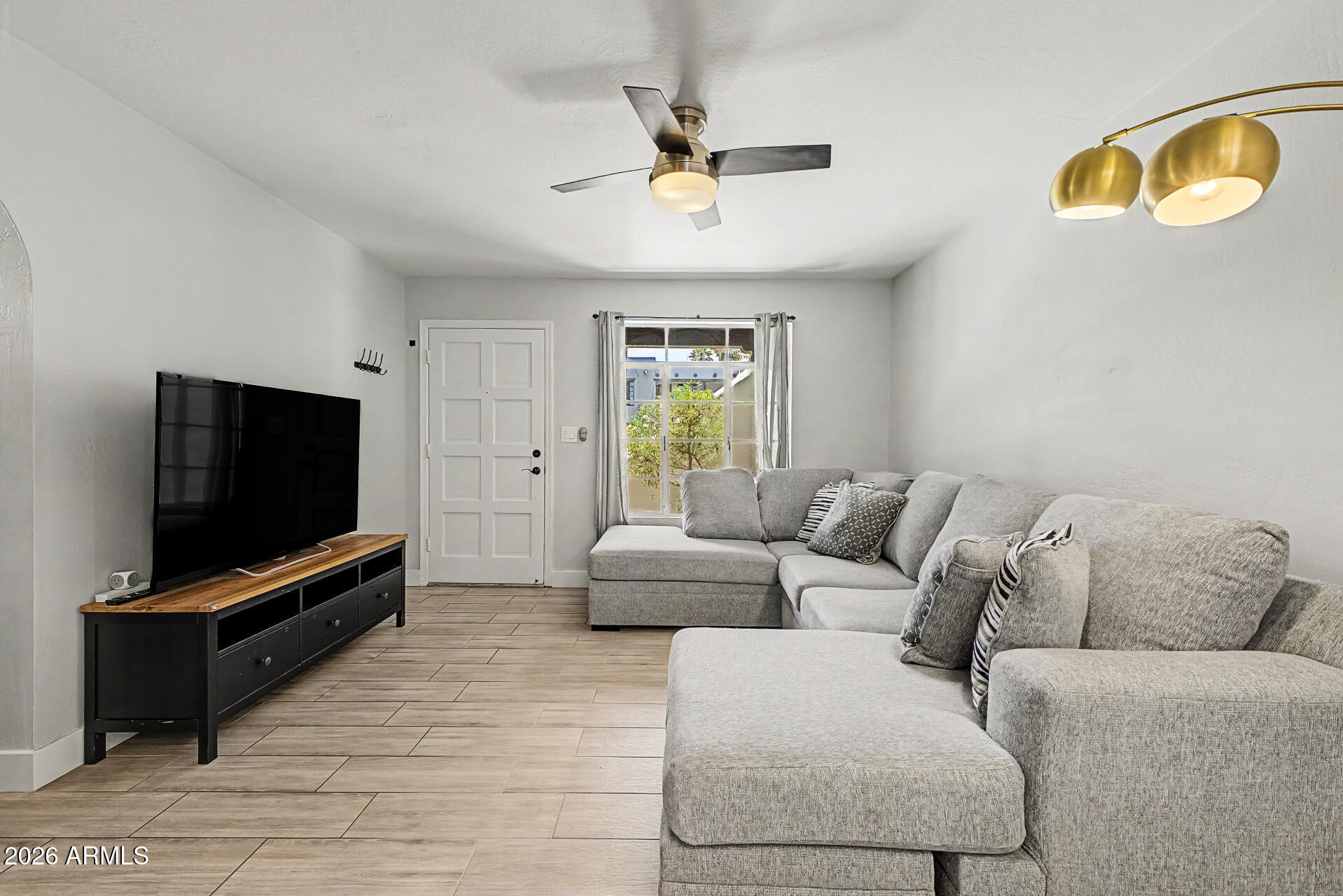 1449 E HIGHLAND Avenue 3