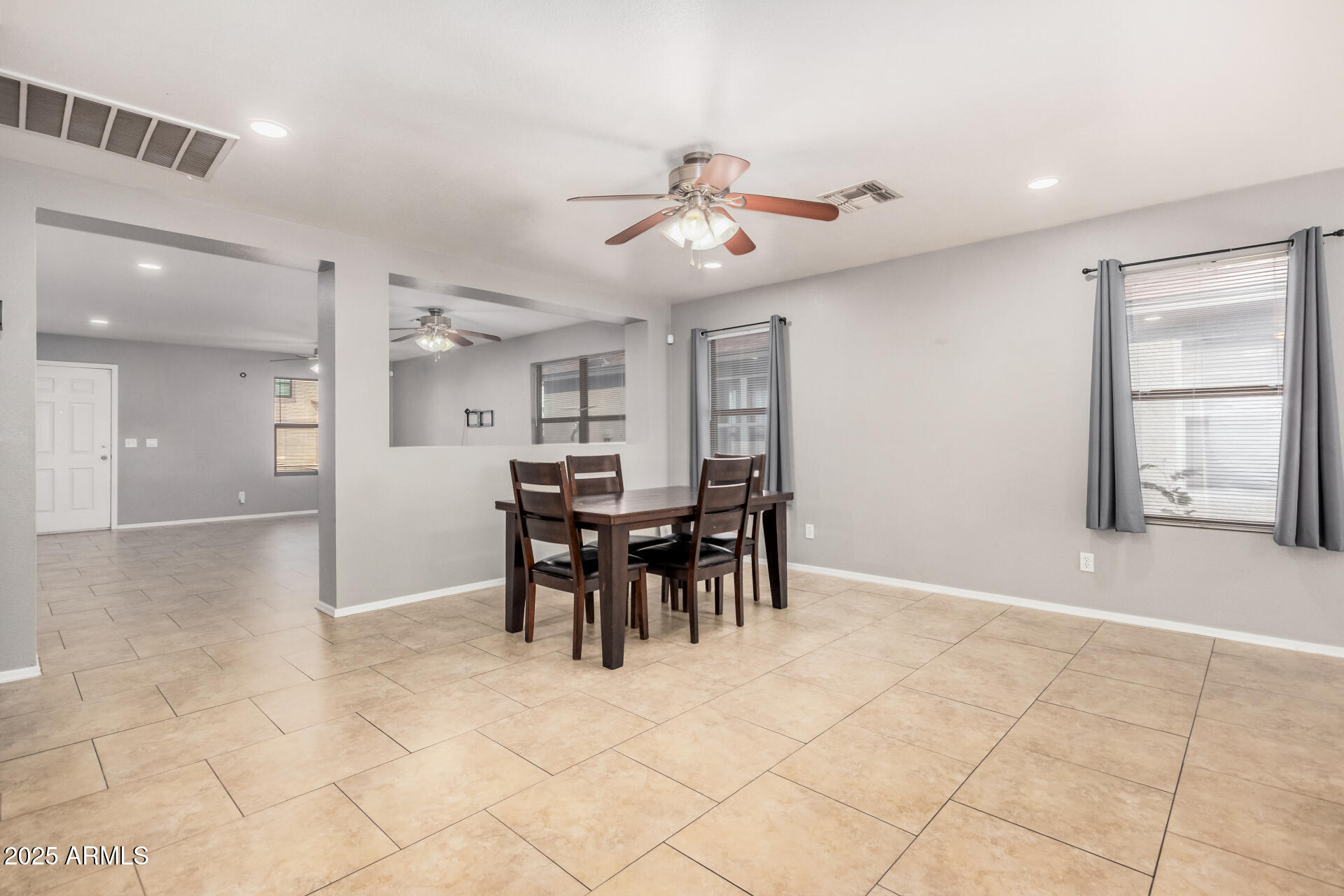 11819 W WINDROSE Avenue