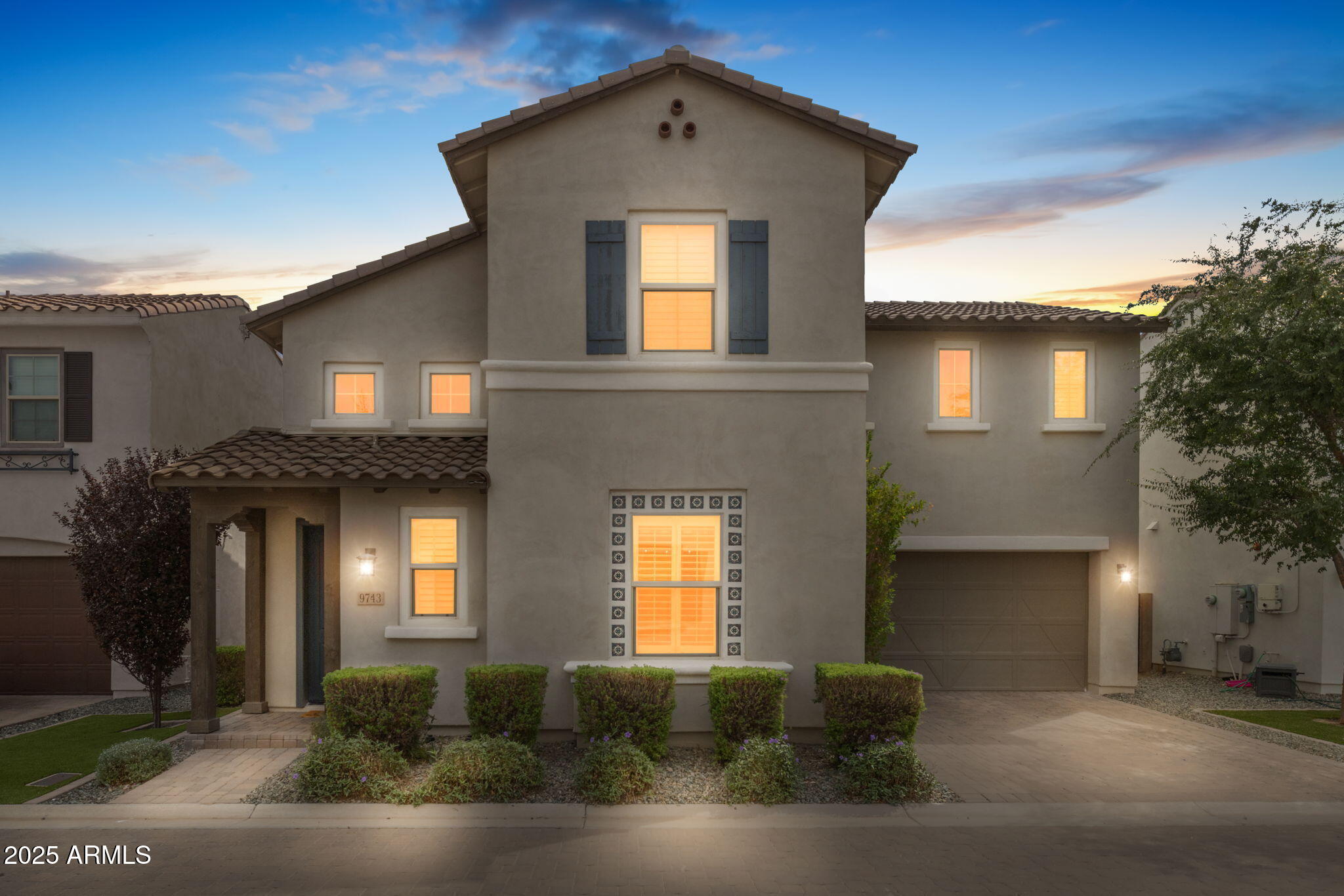 9743 E KINETIC Drive